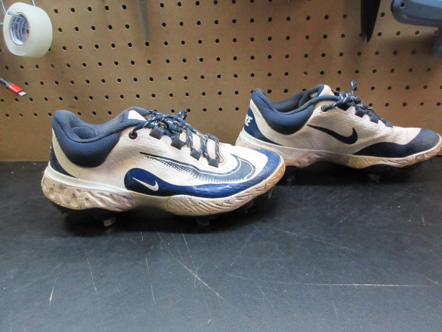 Load image into Gallery viewer, Used Nike Alpha Huarache Elite 4 Low Metal Baseball Cleats - Size 7
