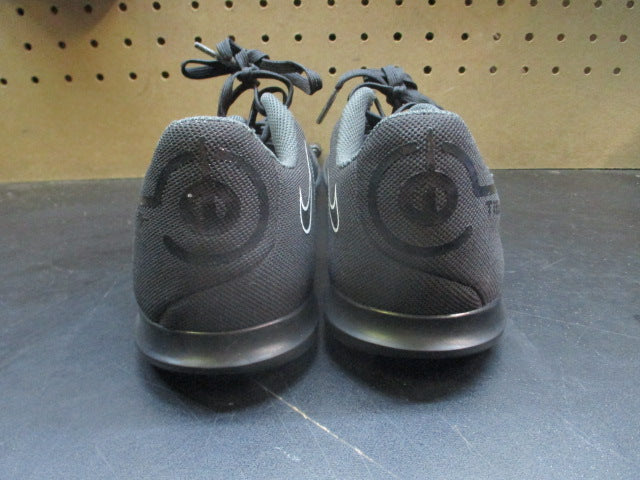 Load image into Gallery viewer, Used Nike Men's Tiempo Legend 9 Club IC Indoor Soccer Shoes - Size 7.5
