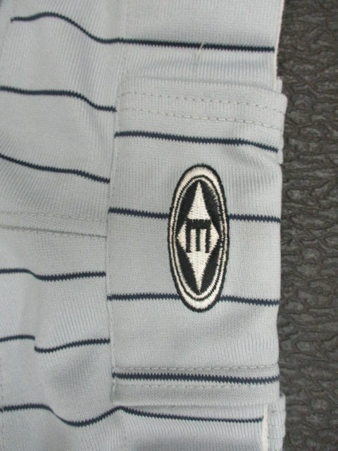 Load image into Gallery viewer, Used Easton Taper Bottom Size Youth XL Baseball Pant
