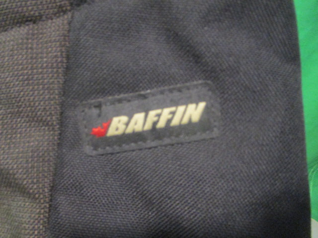 Load image into Gallery viewer, Used Baffin Technology Womens Size 6 Winter Snow Boots
