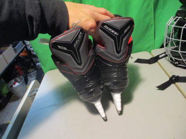 Load image into Gallery viewer, Used Bauer N5 Youth 13 Hockey Skates

