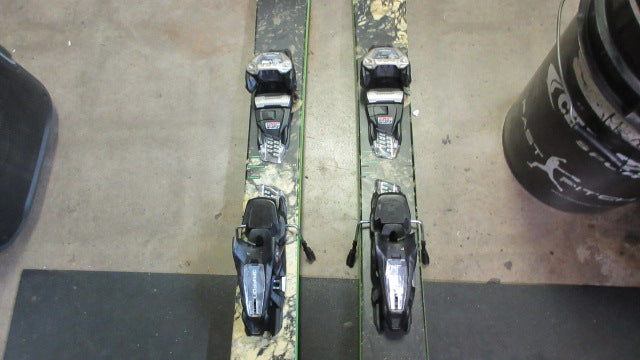 Load image into Gallery viewer, Used Rossignol Blackops Sender Powder Skis w/ Marker Bindings - 172 cm - wear

