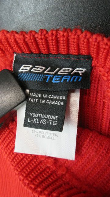 Load image into Gallery viewer, Used Bauer Team Hockey Socks Youth Size XL - holes

