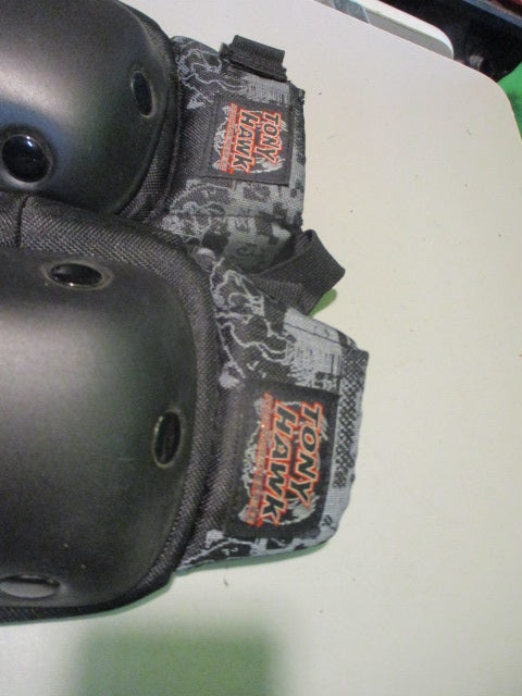 Used Tony Hawk Huck Jam Series Adult Skating Elbow Pads