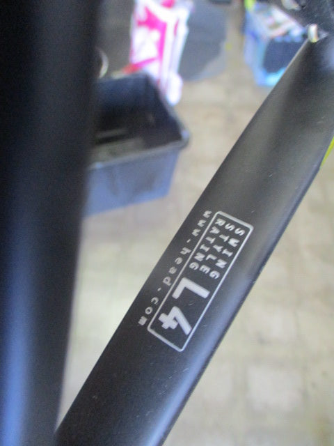 Used head i Radical Tennis Racquet 4 1/4