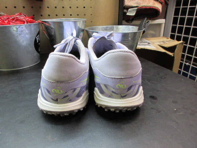 Load image into Gallery viewer, Used Nike Junior Tiempo Legend 10 Academy TF Indoor Soccer Shoes - Size Youth 6
