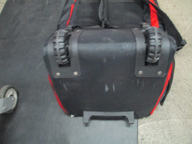 Load image into Gallery viewer, Used Gray-Nicolls Excalibur Limited Exition Cricket Equipment Bag
