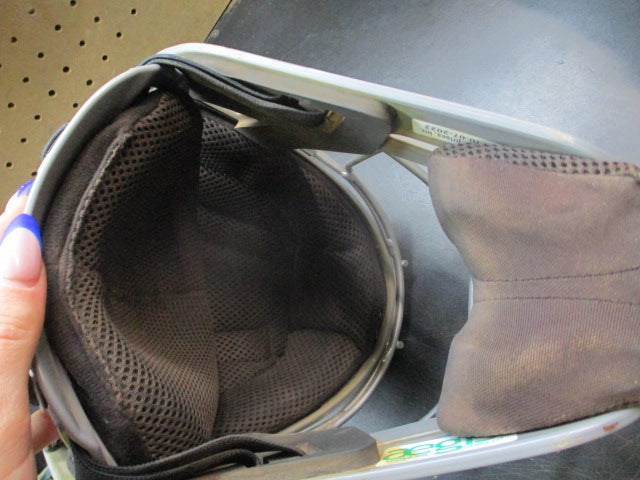 Load image into Gallery viewer, Used All-Star System 7 MVP Pro Catchers Helmet - Size 6 1/4 - 7
