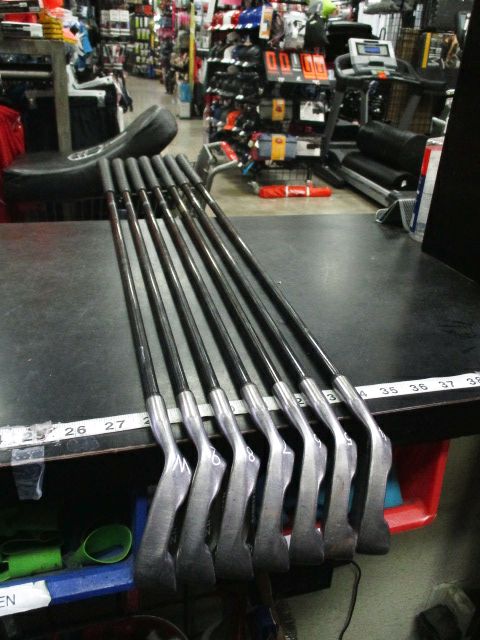 Used PING Zing 2 Blue Dot 7pc Right Hand Iron Set 4-9i and Wedge