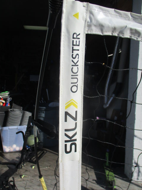 Load image into Gallery viewer, Used Sklz Quickster 8' X 5' Soccer Goal
