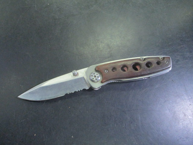 Load image into Gallery viewer, Used Winchester Limited Edition Pocket Knife
