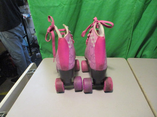 Used Skate Gear Size 5 Pink Quad Skates