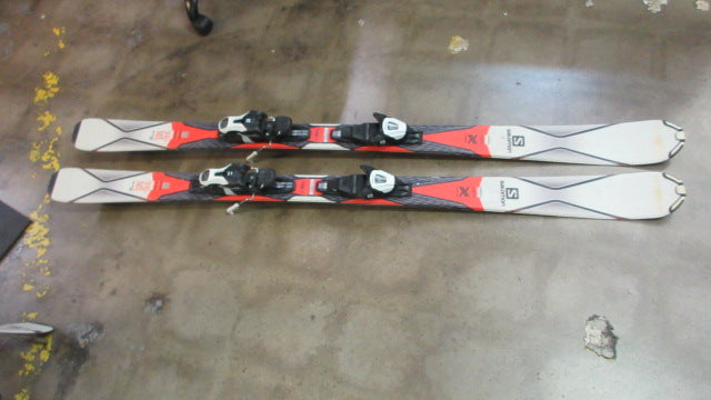 Load image into Gallery viewer, Used Salomon X-Drive Downhill Skis w/ Salomon Bindings Size 161cm
