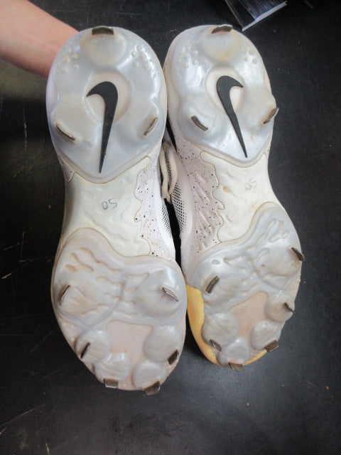 Load image into Gallery viewer, Used Nike Alpha Huarache Elite 3 Low Baseball Cleats - Size 12

