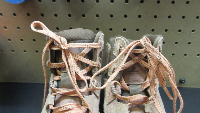Load image into Gallery viewer, Used Altra Lone Peak Hiker Women's Shoes - Size 7.5
