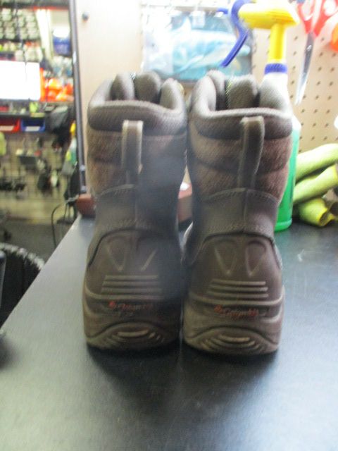 Load image into Gallery viewer, Used Columbia Snow Boots Youth Size 1
