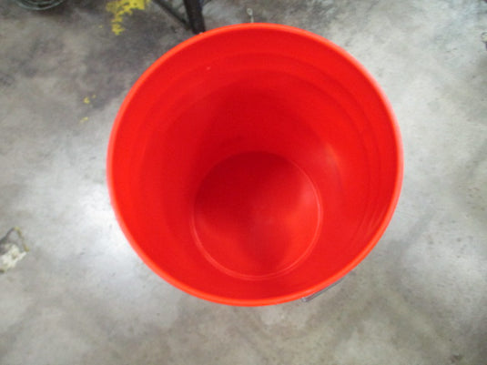 New Rawlings C & S 6 Gallon Ball Bucket w/ Padded Lid - Red