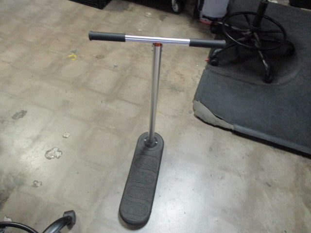 Load image into Gallery viewer, Used Indo Acon Trampoline Scooter
