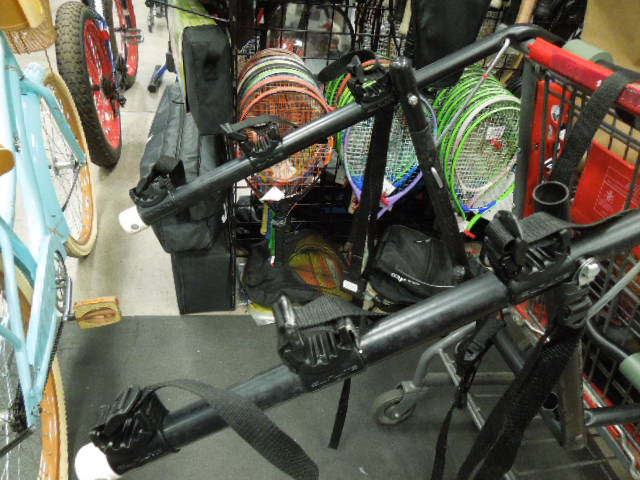 Load image into Gallery viewer, Used Sunlite Sport Lift TB-340 3 Bike Trunk Rack
