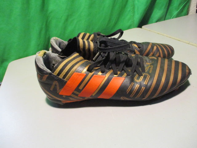 Load image into Gallery viewer, Used Adidas Nemeziz Messi Size 5.5 Soccer Cleats
