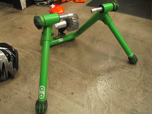Load image into Gallery viewer, Used Kinetic T-2200 Fluid Bike Trainer
