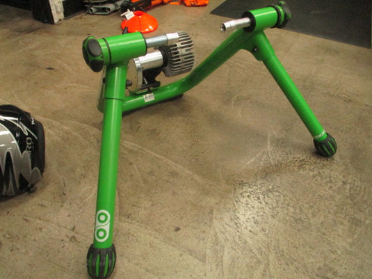 Used Kinetic T-2200 Fluid Bike Trainer