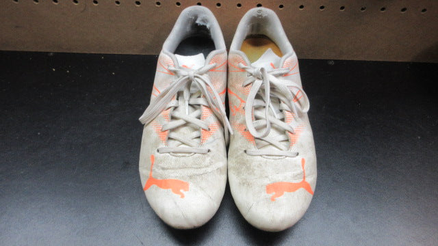 Load image into Gallery viewer, Used Puma Attacanto FG/AG Soccer Cleats - Size 5.5
