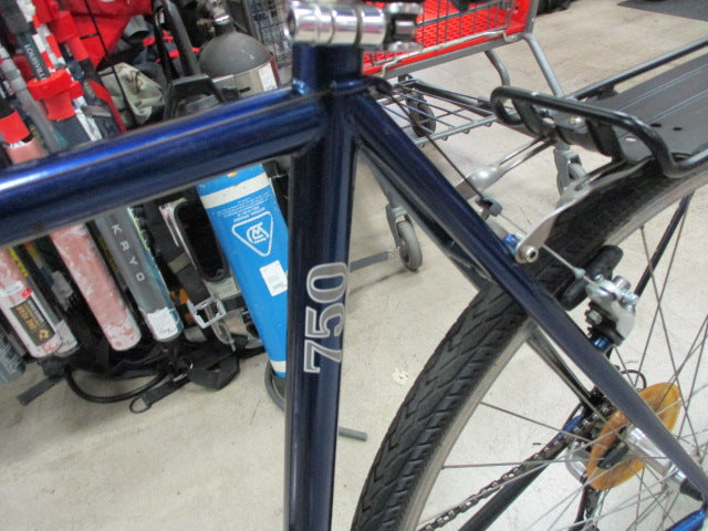Load image into Gallery viewer, Used Trek 750 Multi Track 22&quot; Frame Bicycle
