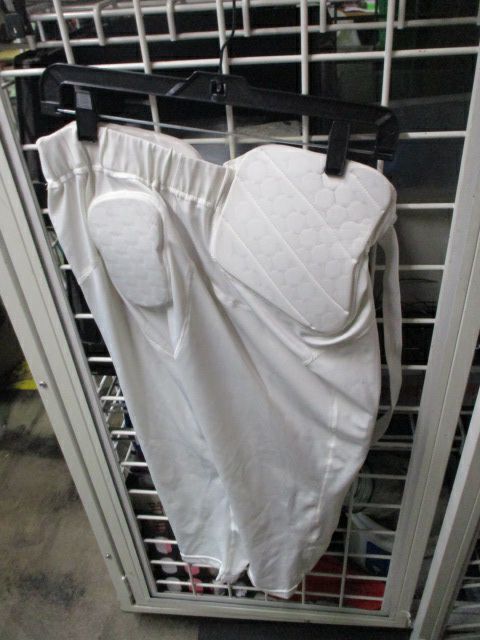 Load image into Gallery viewer, Used Under Armour Gameday Integrated Football Pants Youth Size XL
