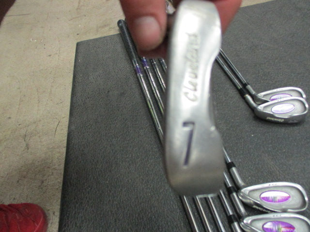 Load image into Gallery viewer, Used Cleveland Vas 792 Iron Set 3 - PW, D Gap Wedge - RH
