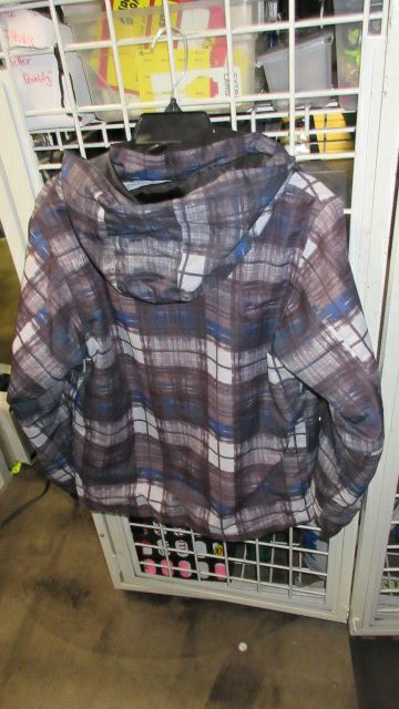 Load image into Gallery viewer, Used Pulse Plaid Snow Jacket Youth Size Medium ( 12/14) - no front zipper
