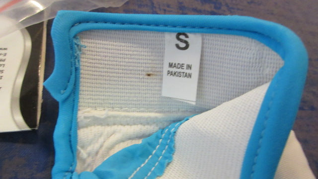 Load image into Gallery viewer, FHS Swift Field Hockey Gloves Adult Size Small - Like New
