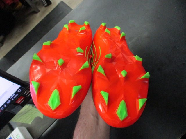 Load image into Gallery viewer, Used Adidas Predator Soccer Cleats Size 10
