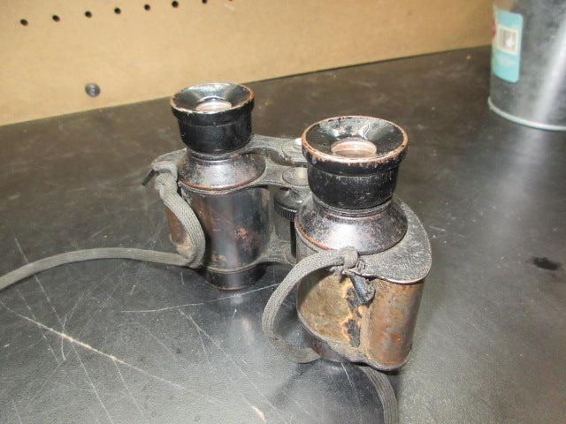 Load image into Gallery viewer, Used Vintage Binoculars
