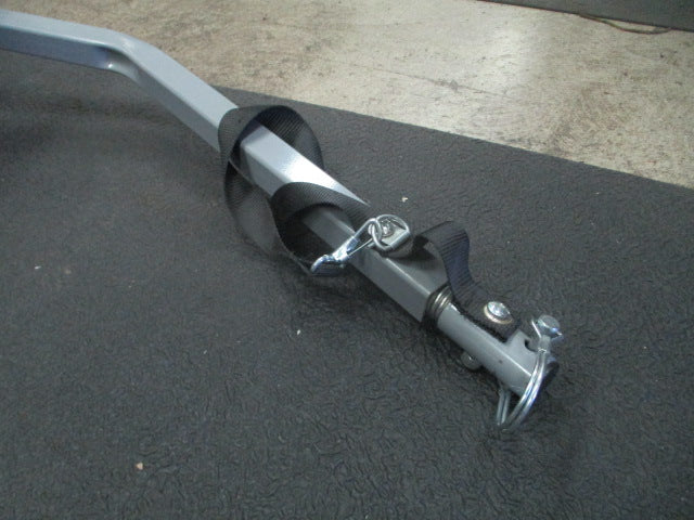 Load image into Gallery viewer, Used InStep Folding Green Bike Trailer (Worn Straps)
