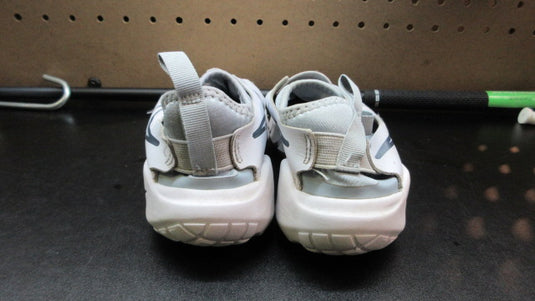 Used Nike Flex Runner 2 Running Shoes - Size Youth 2