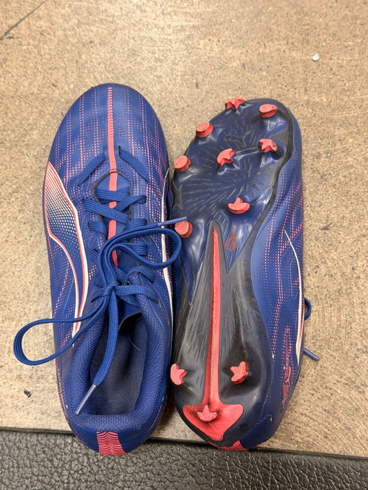 Used Puma Soccer Cleats Size 3