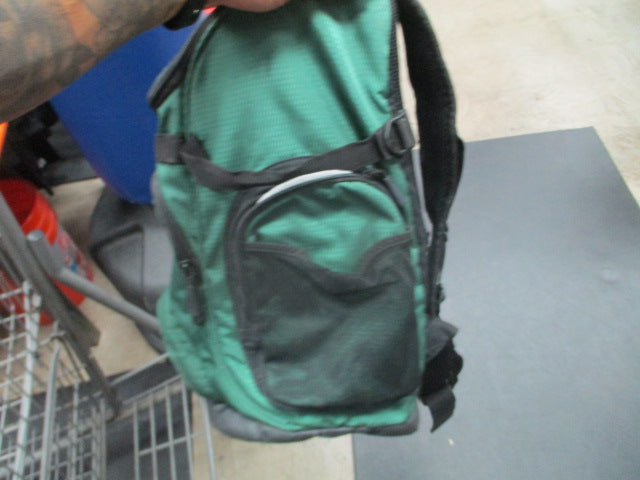 Load image into Gallery viewer, Used Speedo Teamster Swim Backpack
