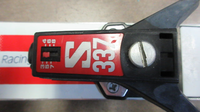 Load image into Gallery viewer, Used Fischer RC4 Racing Skis S337 Bindings
