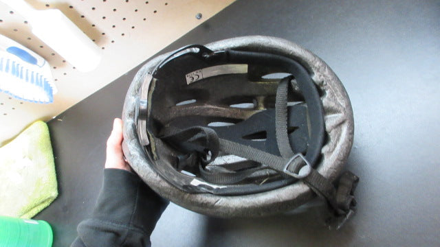 Load image into Gallery viewer, Used Pro Rider Cycling Helmet - SM/MED
