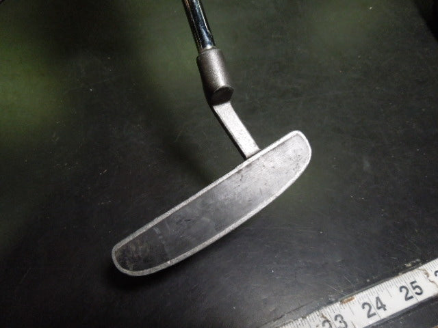 Load image into Gallery viewer, Used Knight InTech 5 Right Hand 33" Putter
