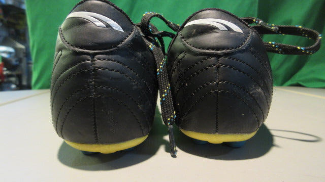 Load image into Gallery viewer, Used Puma Youth Procat Speed Force FG 3Y Soccer cleats

