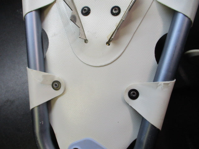 Load image into Gallery viewer, Used Sojourn Tubbs Snowshoes - 21&quot; - small wear on bottom
