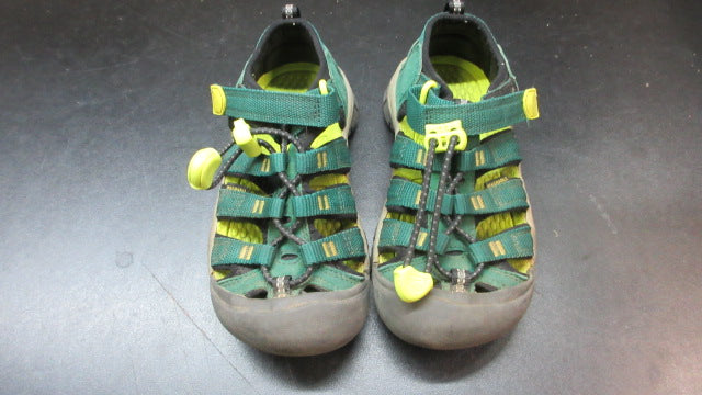 Load image into Gallery viewer, Used Keen Newport H2 Sandal Kids Hiking Shoes - Size Youth 11
