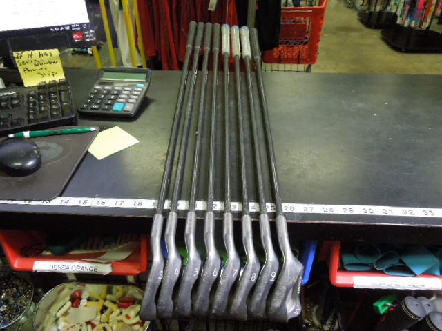 Load image into Gallery viewer, Used PING Zing Black Dot Karsten 8pc Right Hand Iron Set Matching Serials
