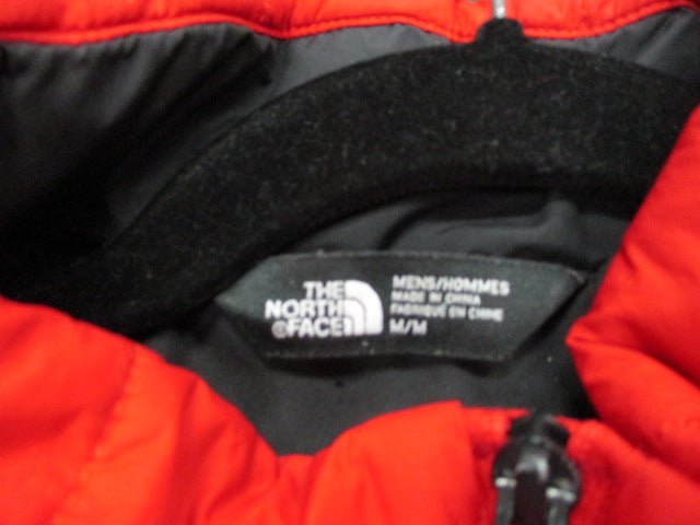 Load image into Gallery viewer, Used North Face Size Medium Puffer Winter Jacket
