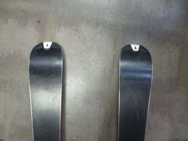 Load image into Gallery viewer, Used Atomic Race 8 120cm Downhill Skis w/ Atomic 045 Bindings
