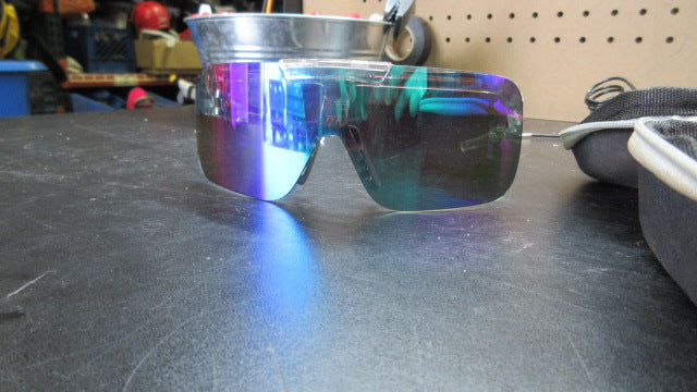 Load image into Gallery viewer, Used Marucci Shield-Flip Performance Sunglasses W/ Case
