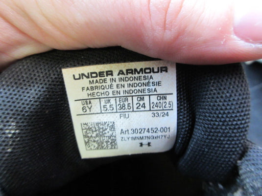 Used Under Armour Harper 9 RM Baseball Cleats - Size Youth 6