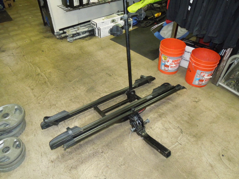 Load image into Gallery viewer, Used Yakima OnRamp LX Double E Bike Hitch Bike Rack with Built in Ramp
